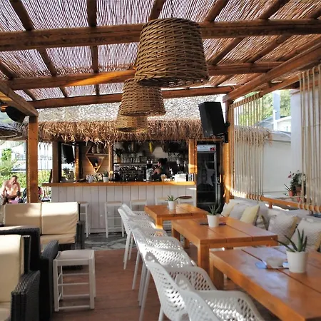 Puerto Seaside Aparthotel *