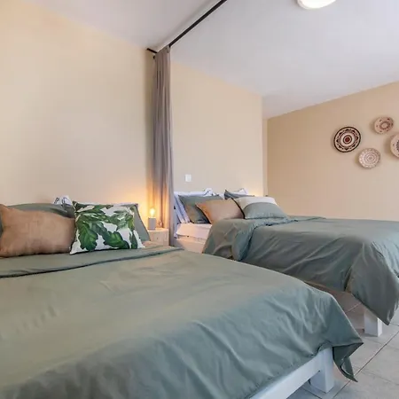 Aparthotel Puerto Seaside *