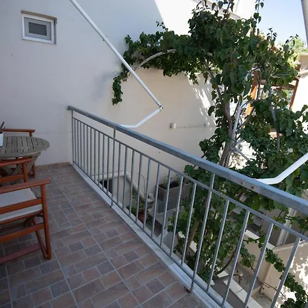 Puerto Seaside Aparthotel