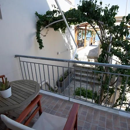 Puerto Seaside 3* Akhladheri